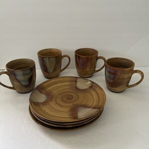 Stoneware Salad Appetizer Dessert Plates 4 With 4 Coffee Mugs Cups Sando Splash